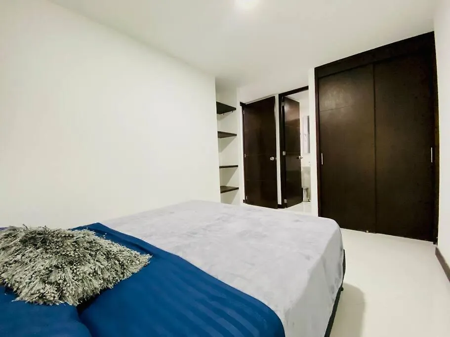 Апартаменты Central Apto En Av Las Palmas, Poblado Медельин